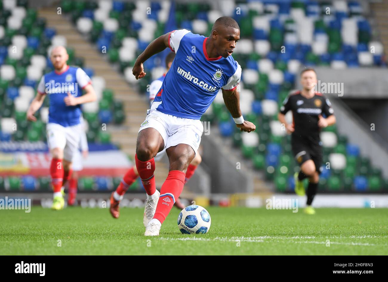 Linfield's Christy Manzinga pictured during league match against Carrick Rangers. Windsor Park, Belfast, 09.10.2021. Stock Photo