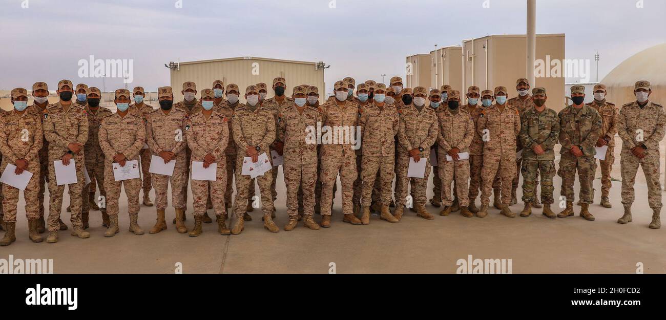 Infantry basic officer leader course hi-res stock photography and ...