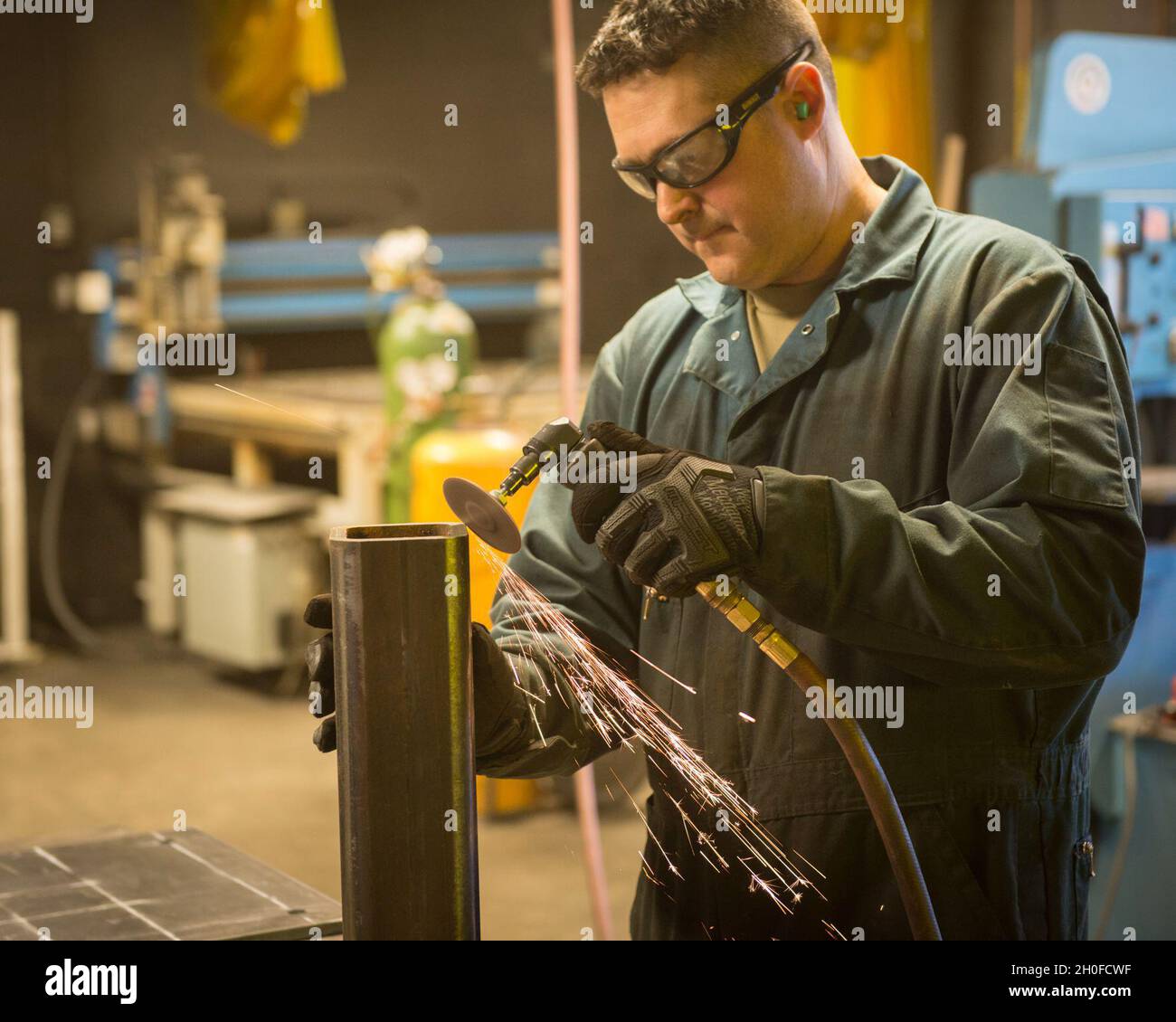 Gate guard aircraft hires stock photography and images Alamy