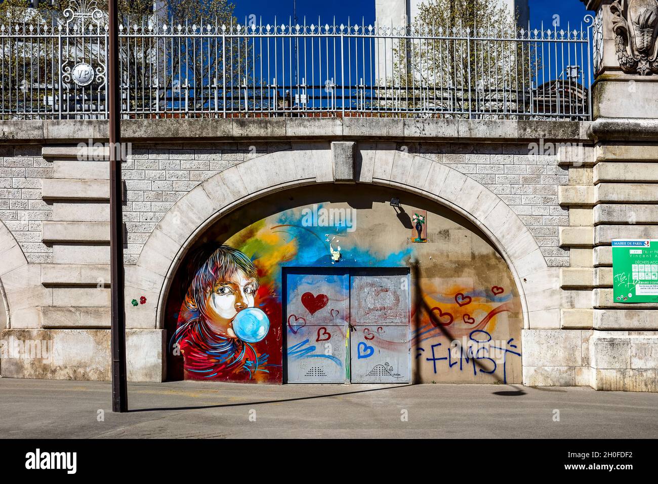 FRANCE PARIS 75 13TH DISTRICT STREET ART BD VINCENT AURIOL Stock 