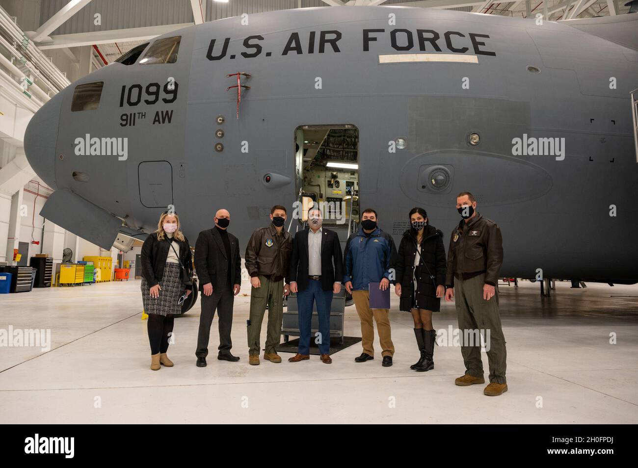 911th Airlift Wing leadership, Pennsylvania State Sen. Devlin Robinson