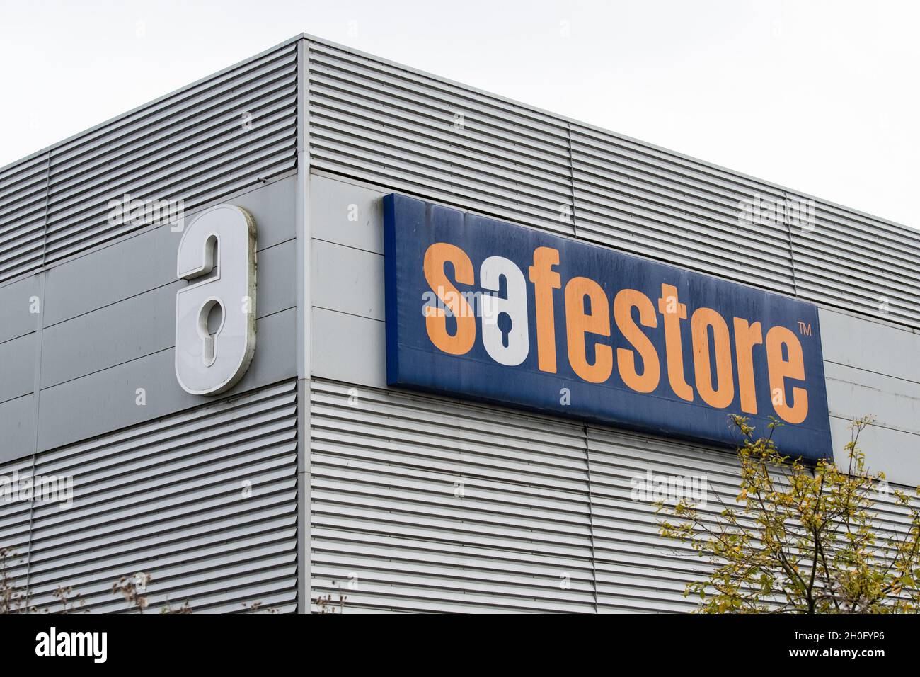 Safestore glasgow hires stock photography and images Alamy