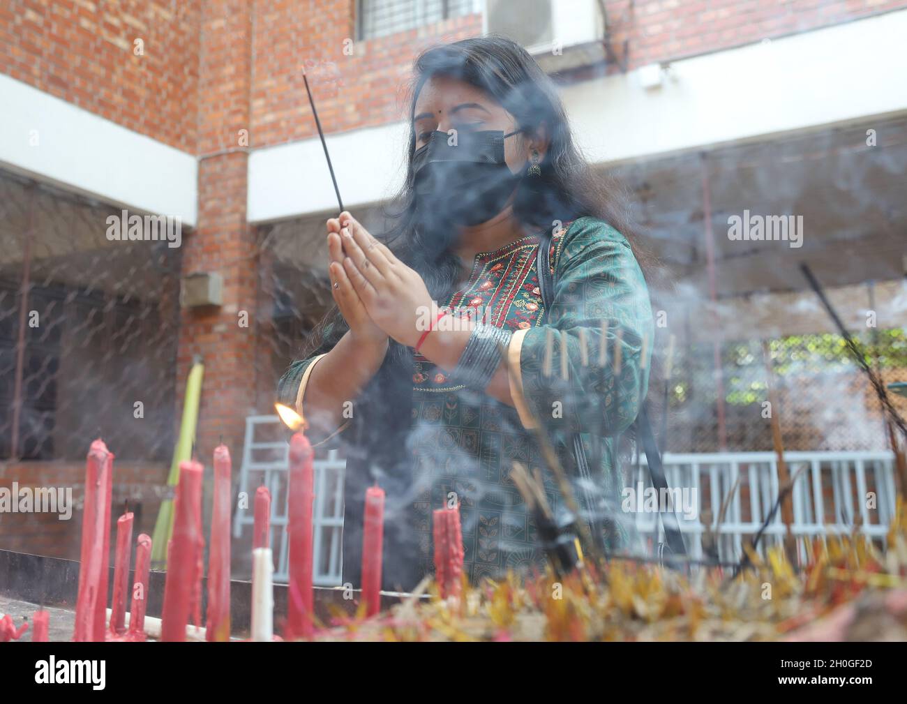 Non Exclusive: Devotees have begin celebrating Durga Puja, the largest ...