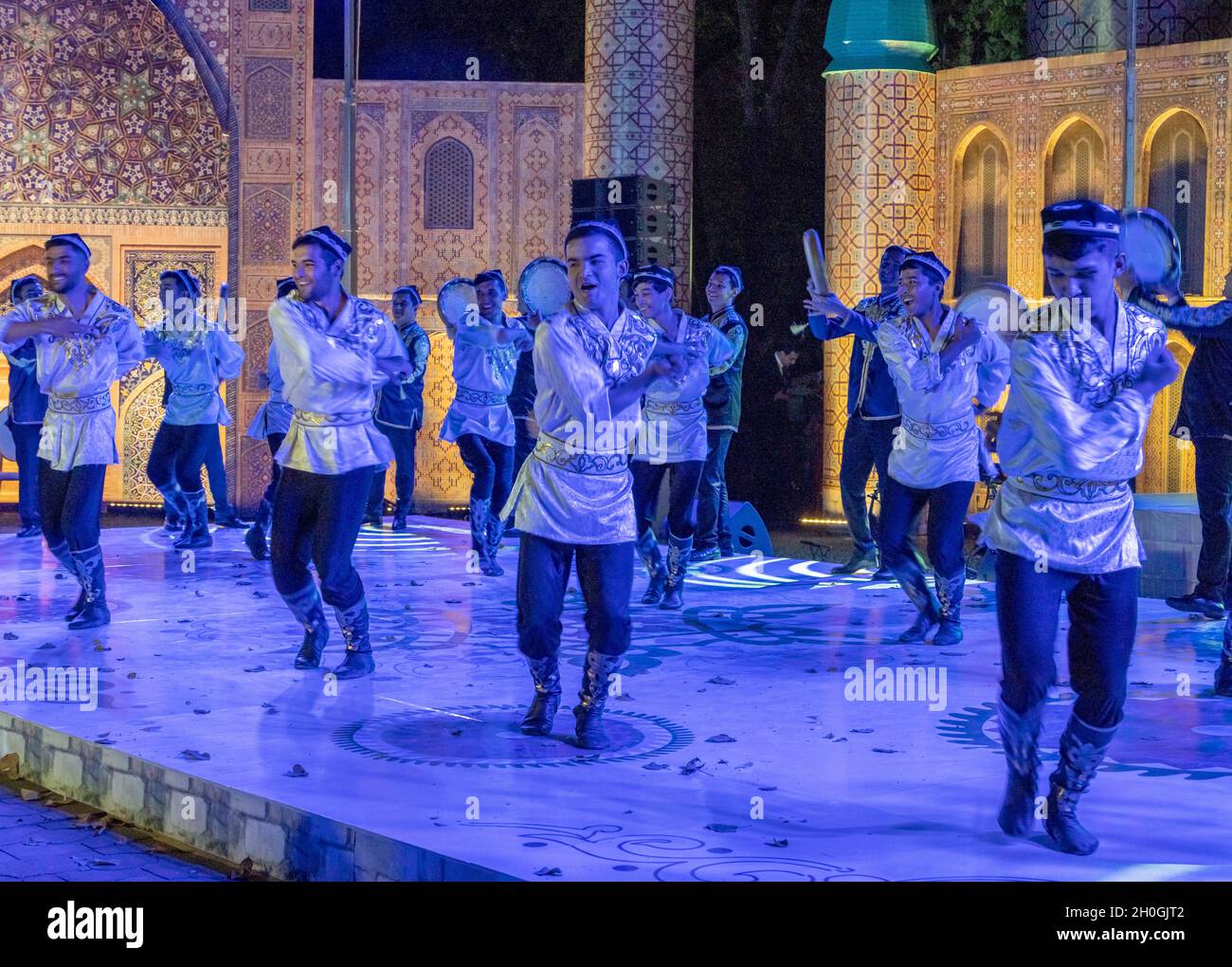 make dancers performing traditional dances for delegates of