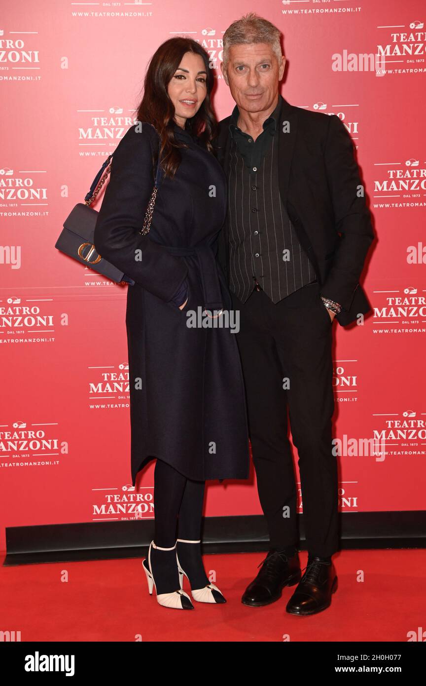 Milan, Italy. 12th Oct, 2021. Milan, Teatro Manzoni Red Carpet First show Liola In the photo Giorgio Restelli and Sara Testa Credit: Independent Photo Agency/Alamy Live News Stock Photo