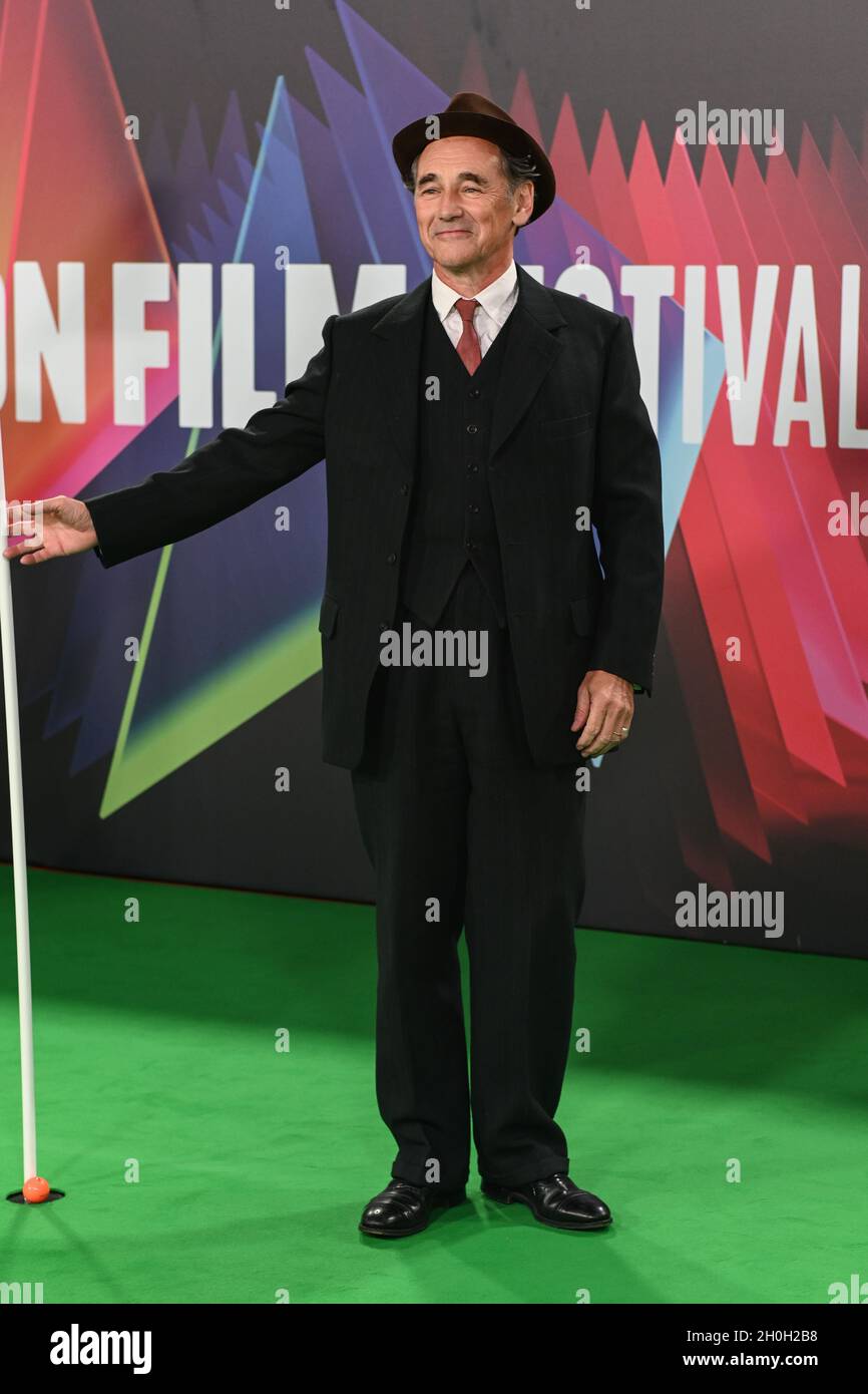 Mark Rylance arrives at The Phantom of the Open at BFI London Film Festival 2021, 12 October 2021 Southbank Centre, Royal Festival Hall, London, UK. Stock Photo