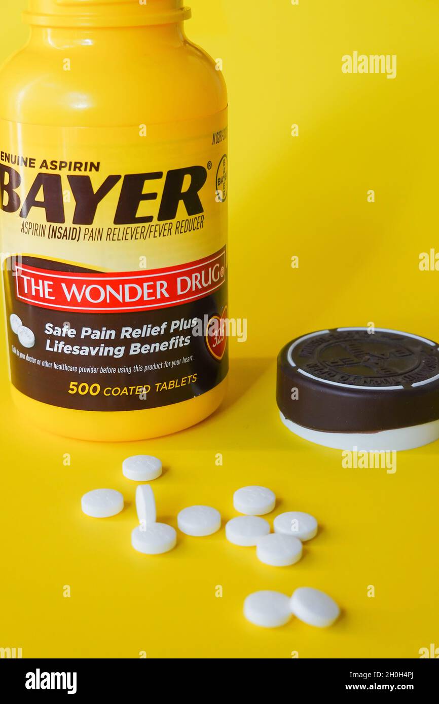 Bayer aspirin tablets hires stock photography and images Alamy