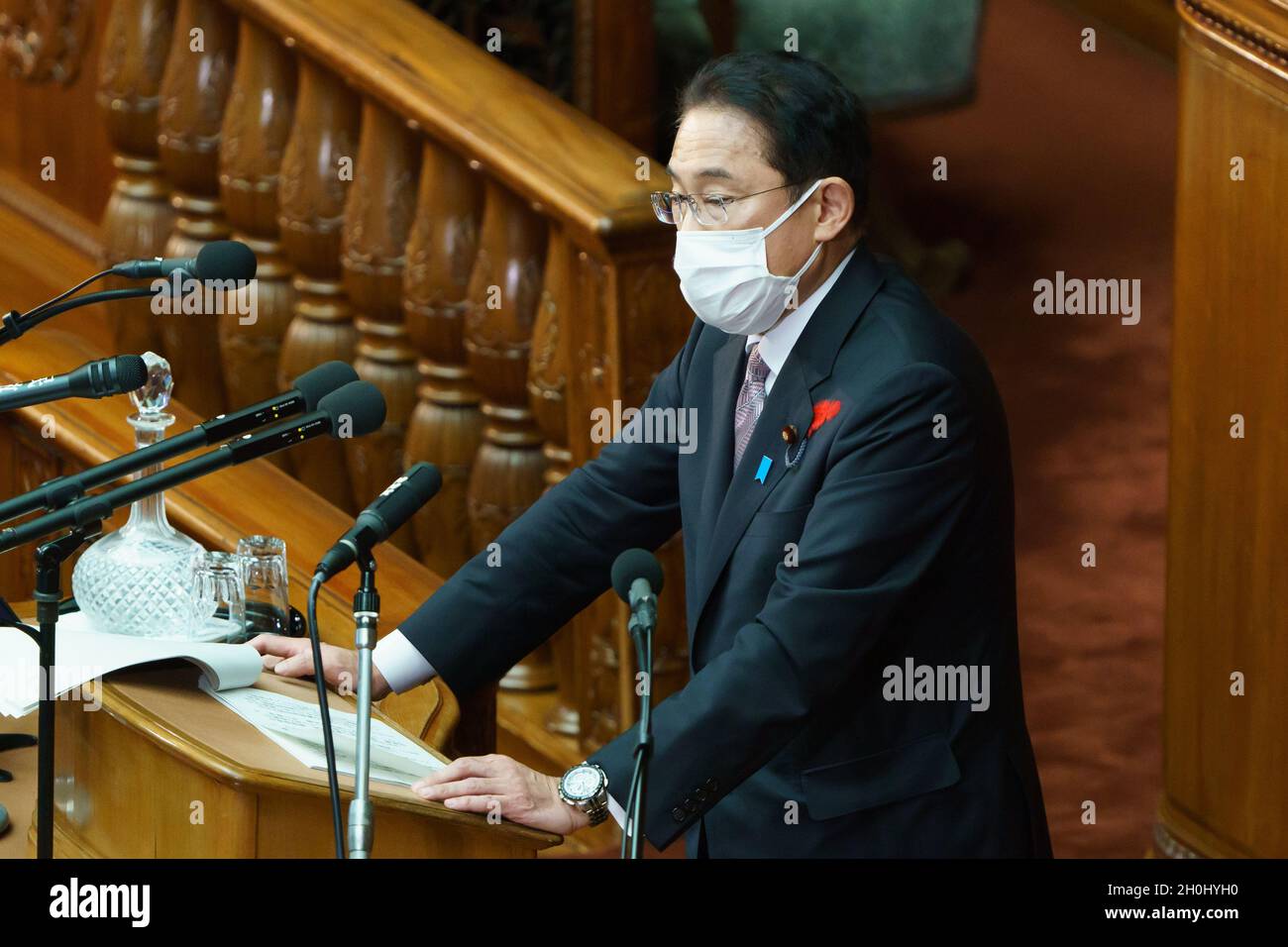 Japan's Prime Minister answers a question of the oppostion parties during the extraordinary Diet session at the Lower House of parliament in Tokyo, Japan on October 11, 2021. Credit: Motoo Naka/AFLO/Alamy Live News Stock Photo
