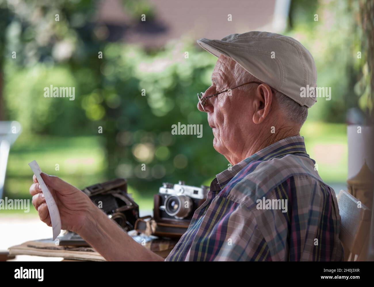 Sad nostalgic man looking hi-res stock photography and images - Alamy