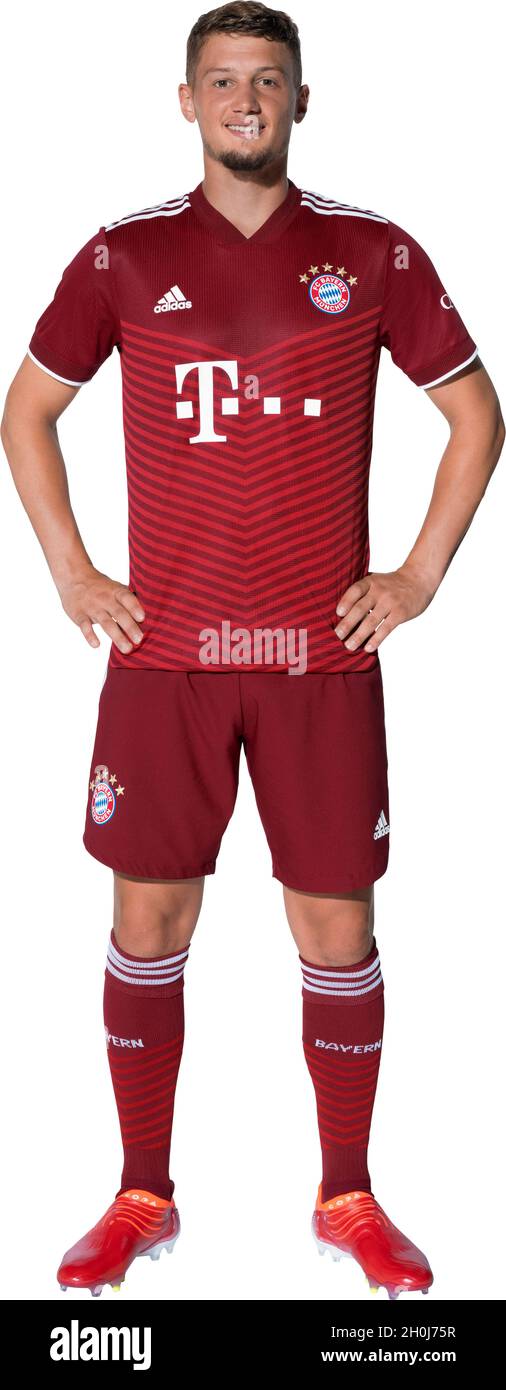 Munich, Deutschland. 13th Oct, 2021. Michael CUISANE (FC Bayern Munich),  single image, cutout, full body shot, whole figure. EDITORIAL USE ONLY! FOR  EDITORIAL PURPOSES ONLY! Squad FC Bayern Munich. Soccer 1. Bundesliga,