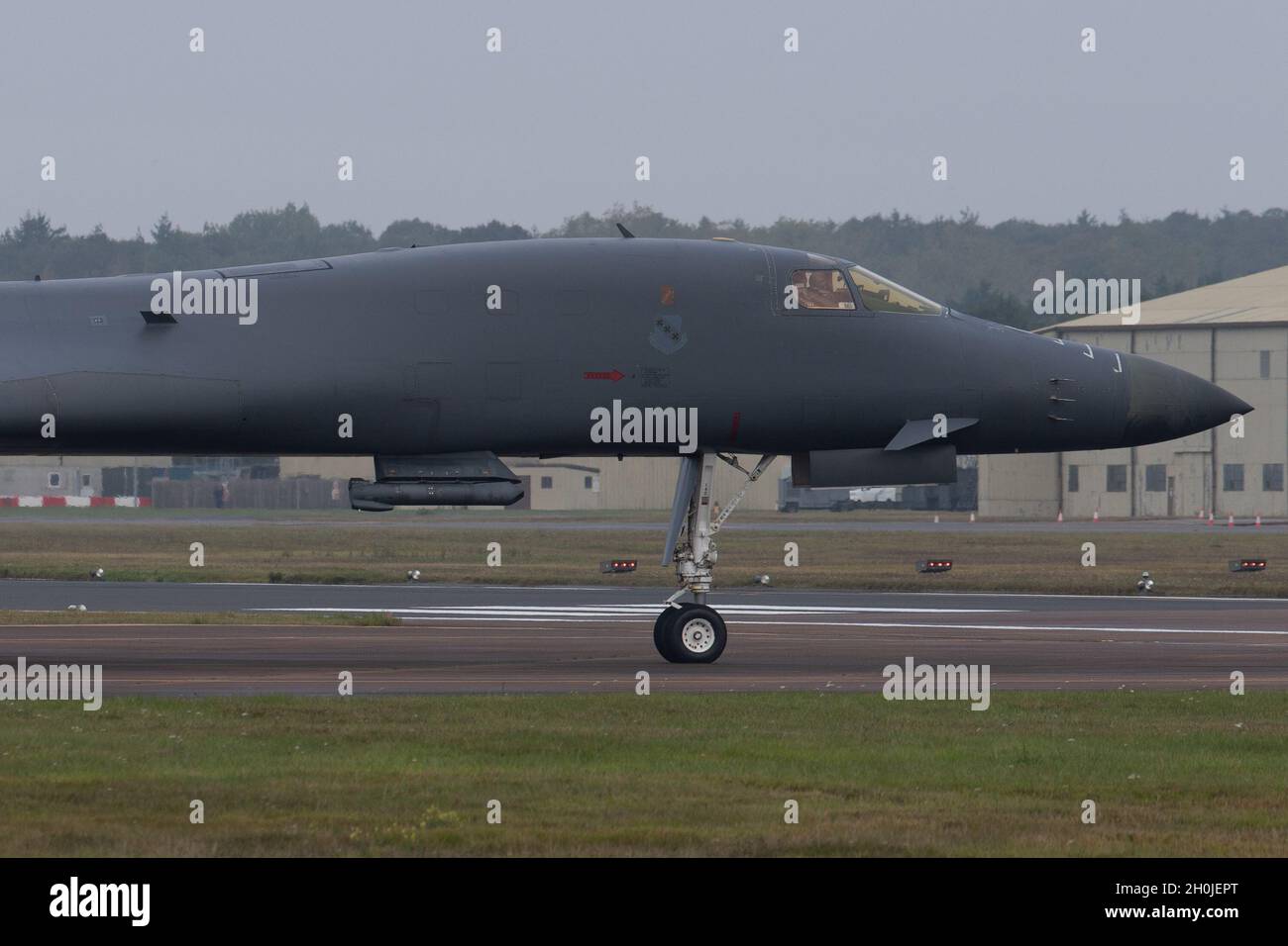 RAF FAIRFORD, KEMPSFORD, GLOUCESTERSHIRE, ENGLAND, WEDNESDAY 13TH OCTOBER 2021 : A United States Air Force B1 Bomber takes off from RAF Fairford in Gloucestershire, England on Saturday 11th September 2021. (Credit: Robert Smith | MI News ) Credit: MI News & Sport /Alamy Live News Stock Photo