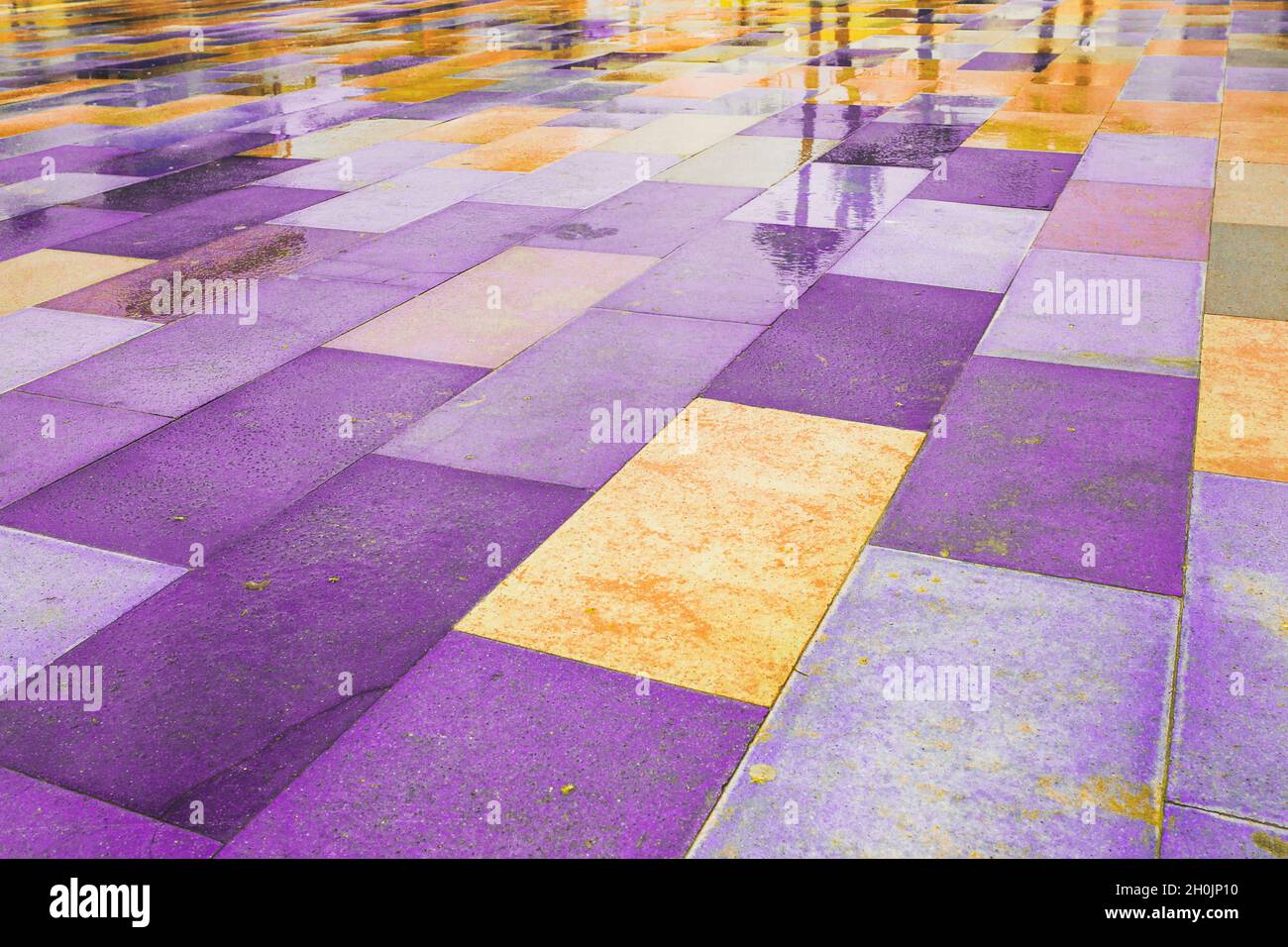 An alternative to paving slabs colored coating for