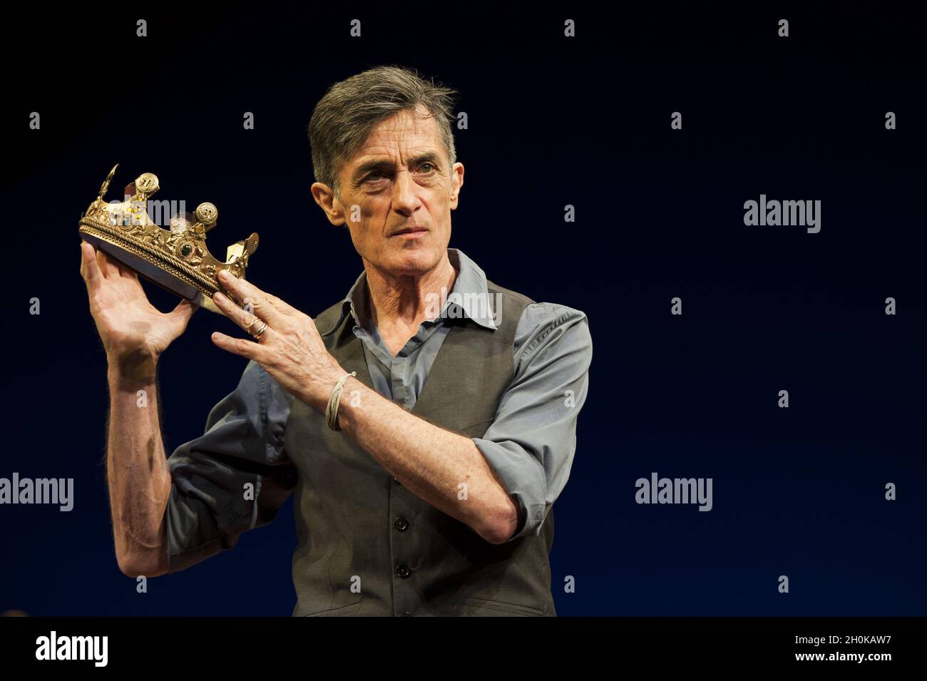 Roger Rees Classics Roger Rees performs live on stage in 'What You Will'' at the Apollo ...