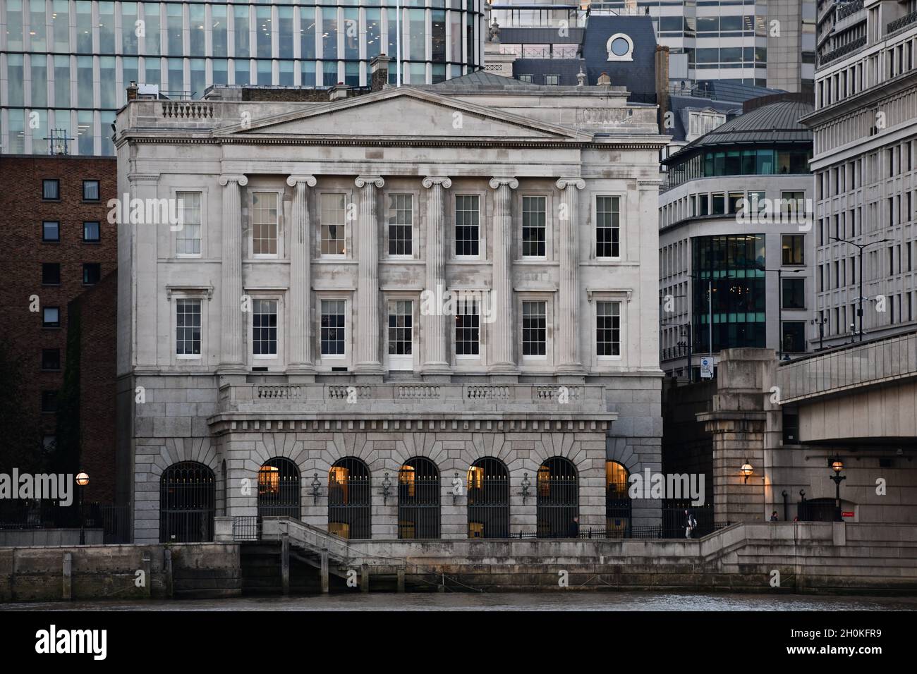 London old new architecture 2021 hi-res stock photography and images ...