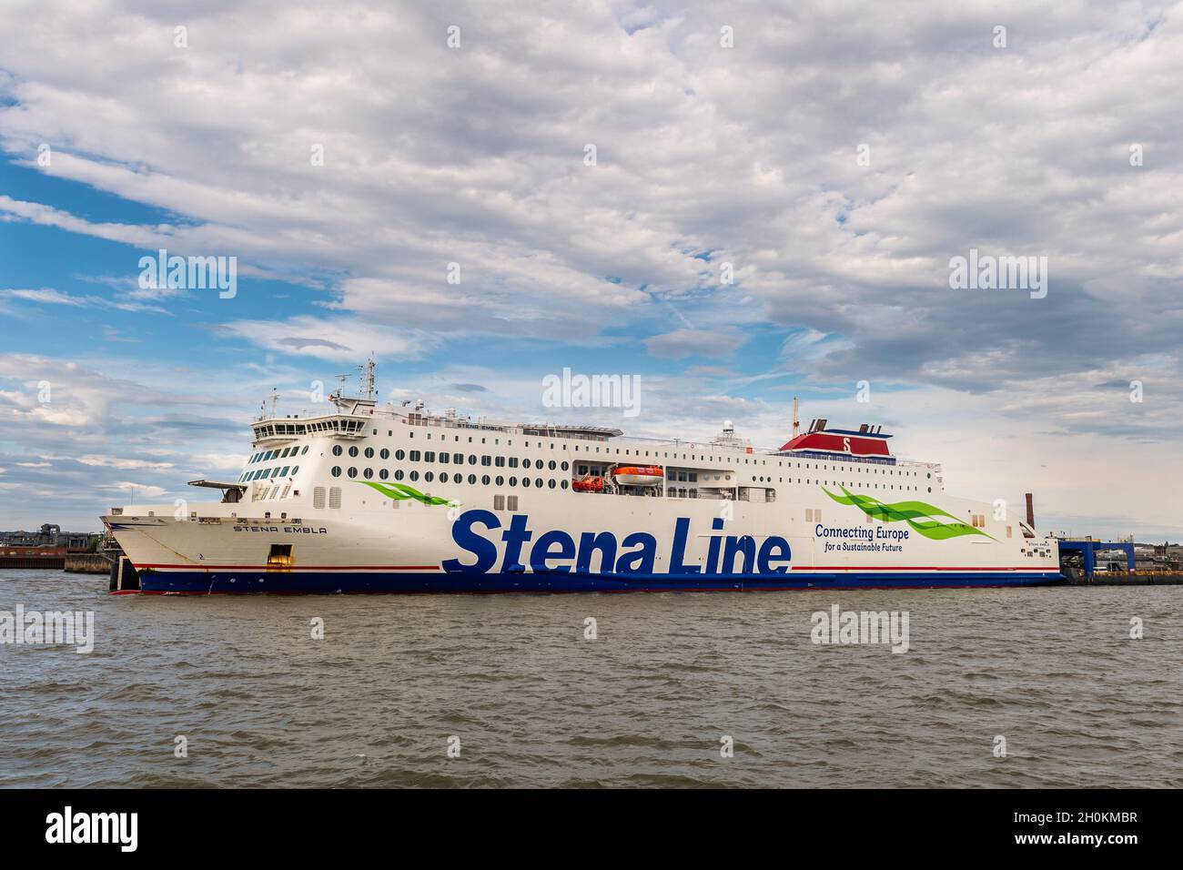 Ro-Ro passenger ferry Stena Embla prepares to sail to Belfast from Birkenhead, Merseyside, UK. Stock Photo