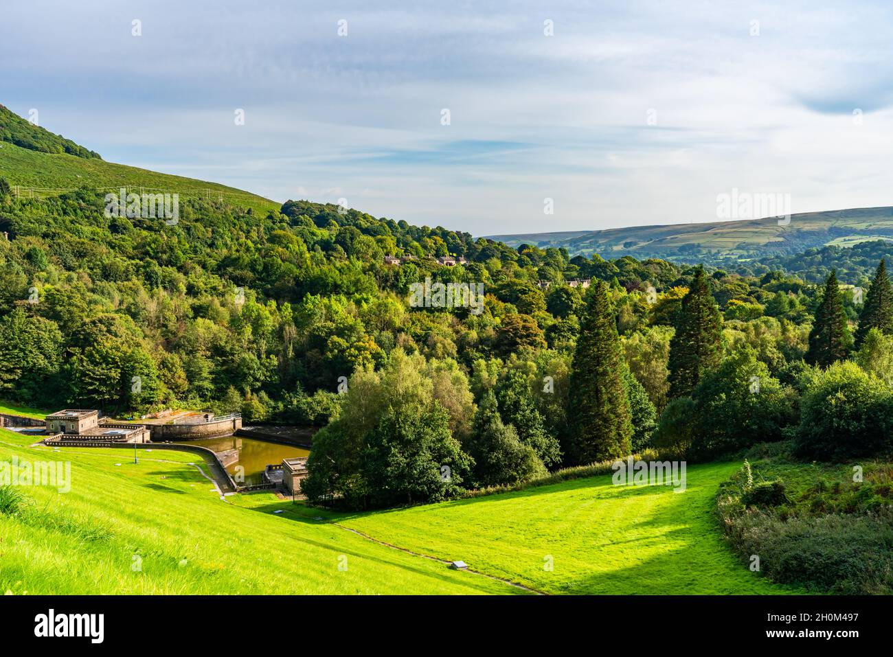 View from to of Ladybower Reservoir wall in the Upper Derwent Valley in Derbyshire, Peak Distrct, UK Stock Photo
