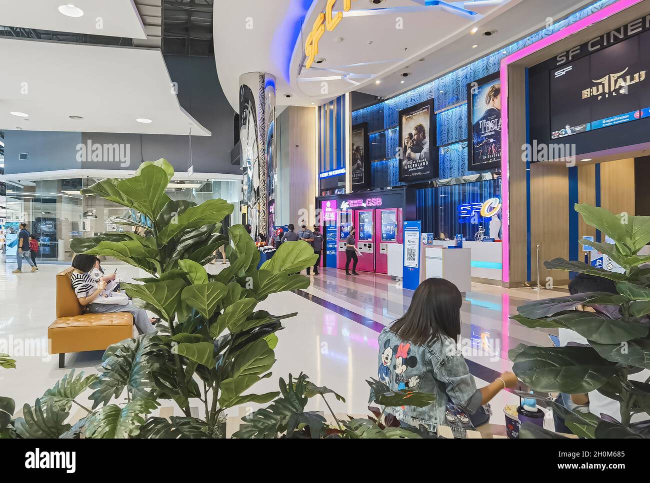 Cineplex interior hi-res stock photography and images - Alamy