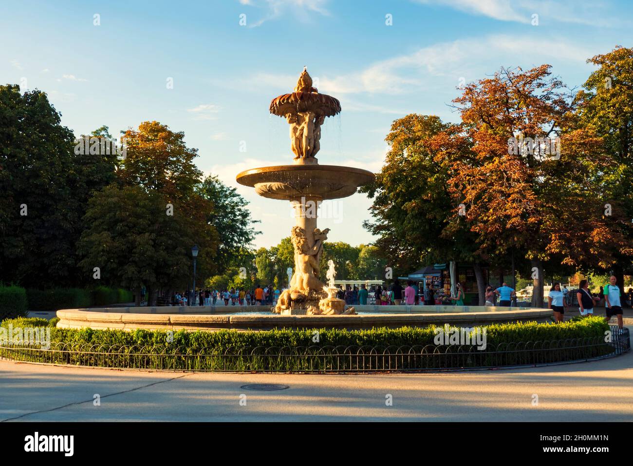 Madrid, Spain. 08/04/2021. Rotunda with a stone fountain in the Buen ...