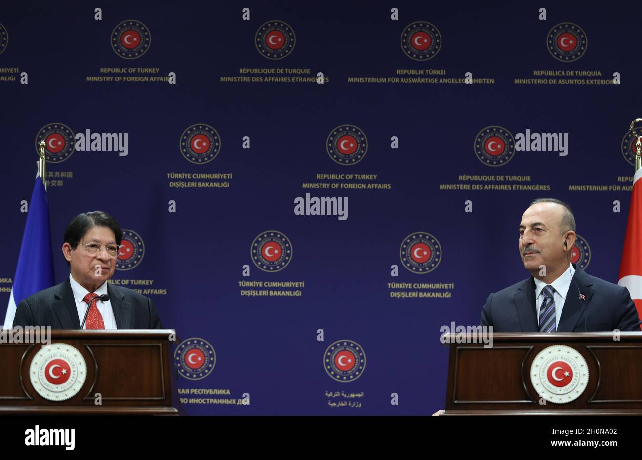 Ankara, Turkey. 13th Oct, 2021. Turkish Foreign Minister Mevlut Cavusoglu (R) and Nicaragua's Foreign Minister Denis Moncada Colindres (L) seen during a press conference.Turkish Foreign Minister Mevlüt Çavu?o?lu and Nicaraguan Foreign Minister Denis Moncada Colindres held a joint press conference after their meeting at the Foreign Office. Credit: SOPA Images Limited/Alamy Live News Stock Photo