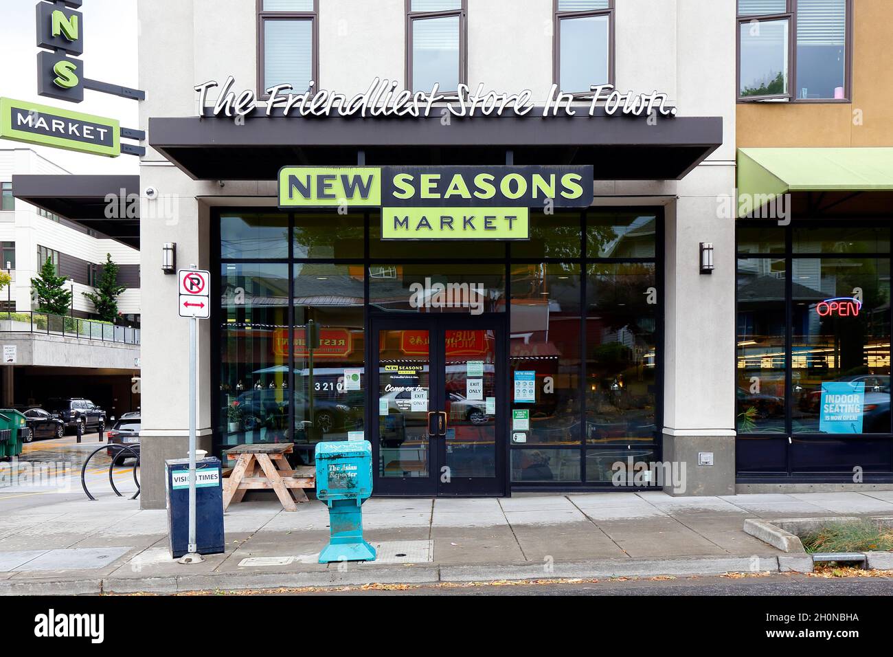 New Seasons Market, 3210 NE Broadway, Portland, Oregon. exterior storefront of a supermarket specializing in locally sourced food items. Stock Photo