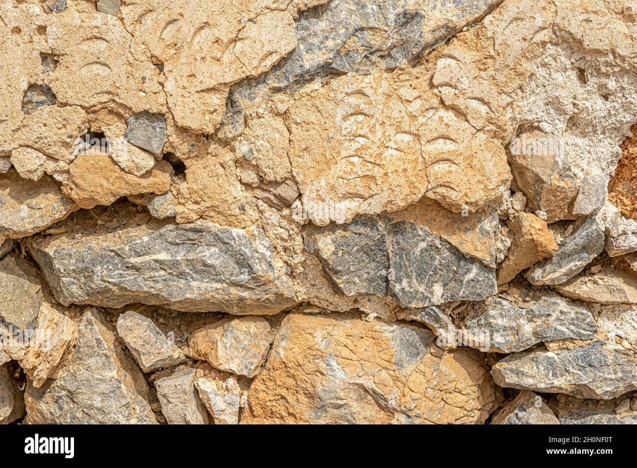 Old stone wall texture hi-res stock photography and images - Alamy