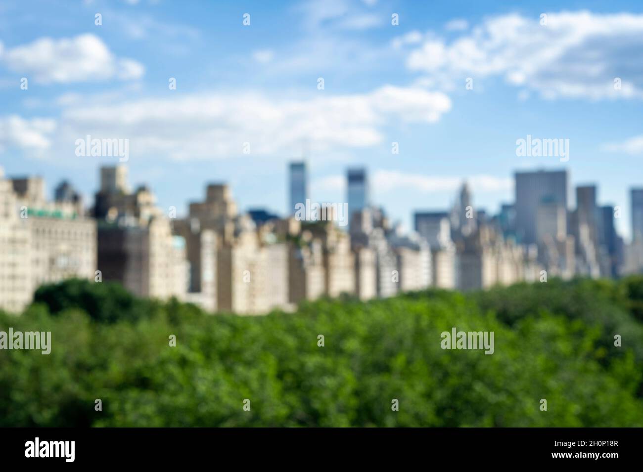 Blurred image of New York City skyline Stock Photo - Alamy
