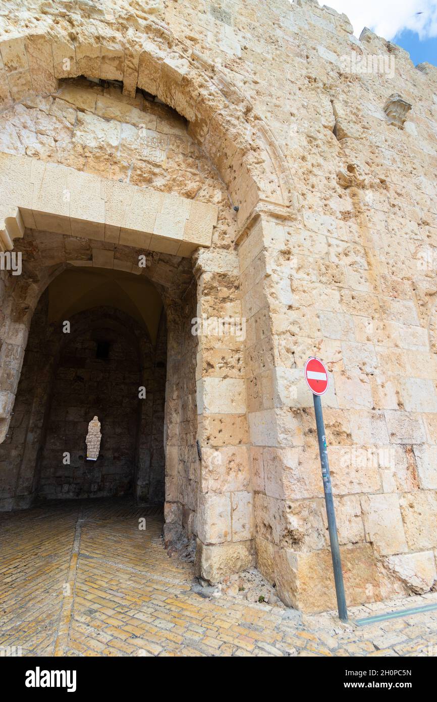 jerusalem-israel. 13-10-2021. The famous Zion Gate, within the walls of the Old City in the Jewish Quarter of Jerusalem Stock Photo