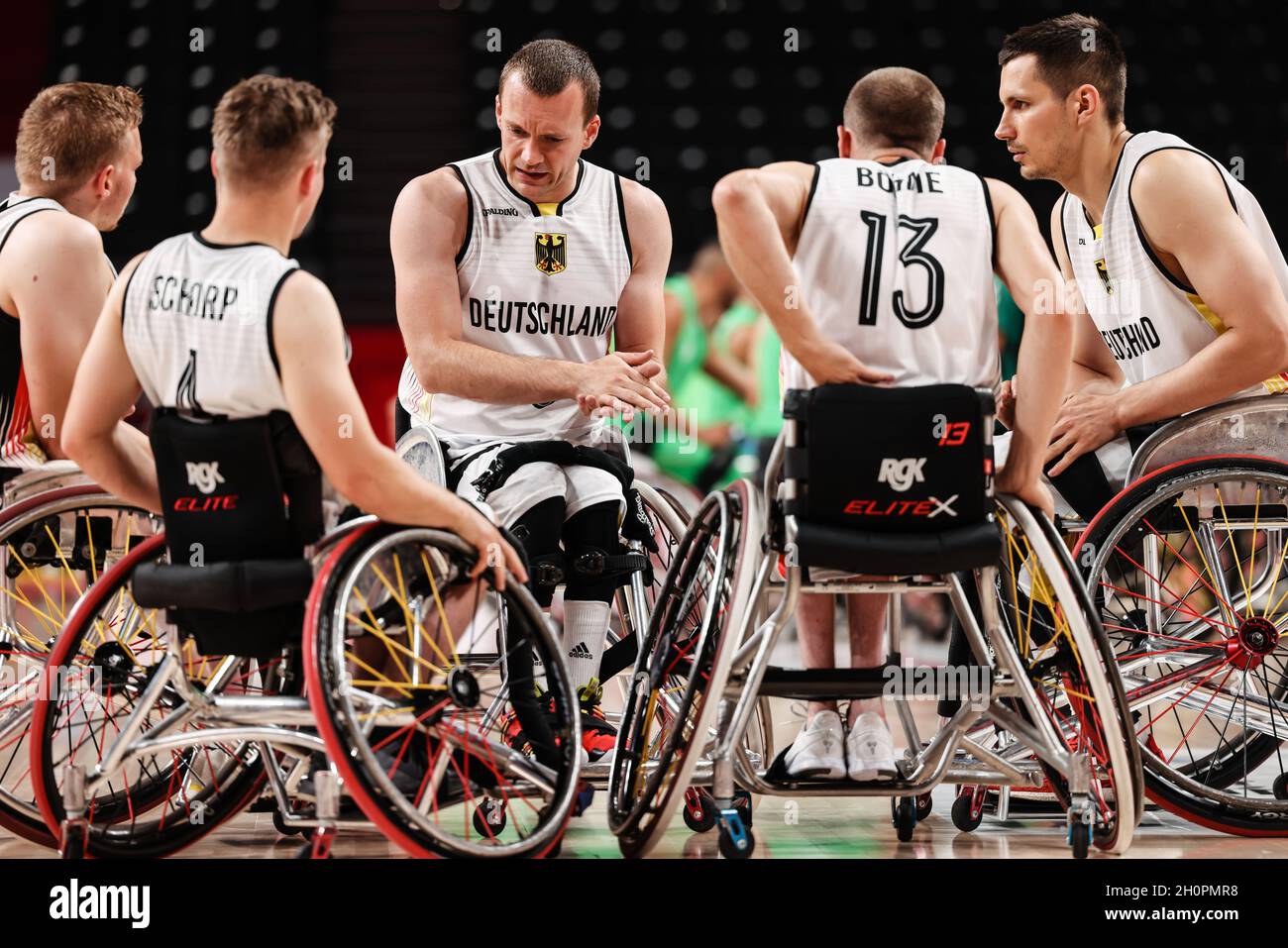 Wheelchair paralympics hires stock photography and images Alamy