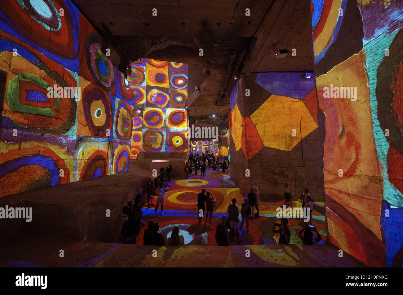 Les Baux de Provence (south eastern France): “Les Carrieres des Lumieres” holds immersive digital exhibitions devoted to major artists produced by Cul Stock Photo