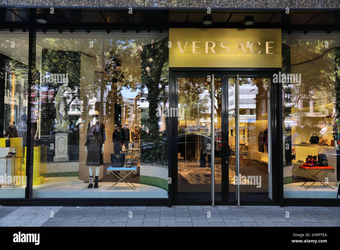 DUSSELDORF, GERMANY - SEPTEMBER 19, 2020: Versace expensive fashion brand  store in Dusseldorf, Germany. Versace is an Italian luxury fashion company  Stock Photo - Alamy