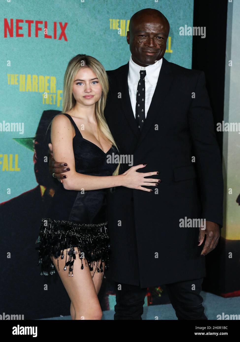 LOS ANGELES, CALIFORNIA, USA - OCTOBER 13: Model Leni Olumi Klum and singer-songwriter Seal (Henry Olusegun Adeola Samuel) arrive at the Los Angeles Premiere Of Netflix's 'The Harder They Fall' held at the Shrine Auditorium and Expo Hall on October 13, 2021 in Los Angeles, California, United States. (Photo by Xavier Collin/Image Press Agency) Stock Photo