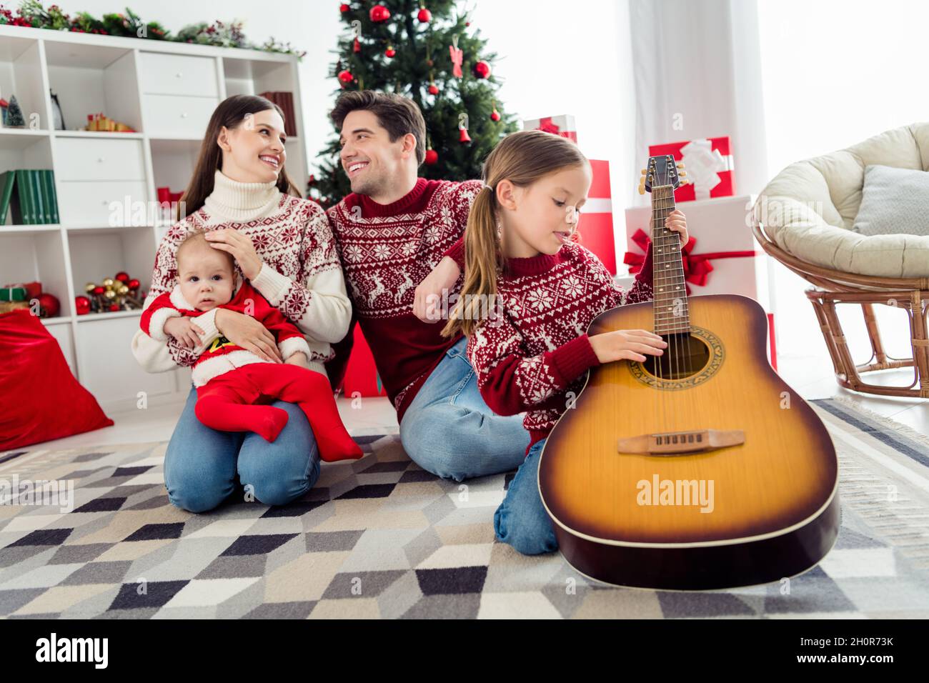 Christmas Sweater Family 