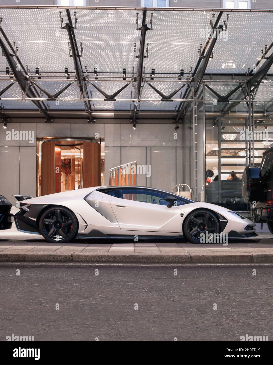 White lamborghini car parked hi-res stock photography and images - Page 2 -  Alamy