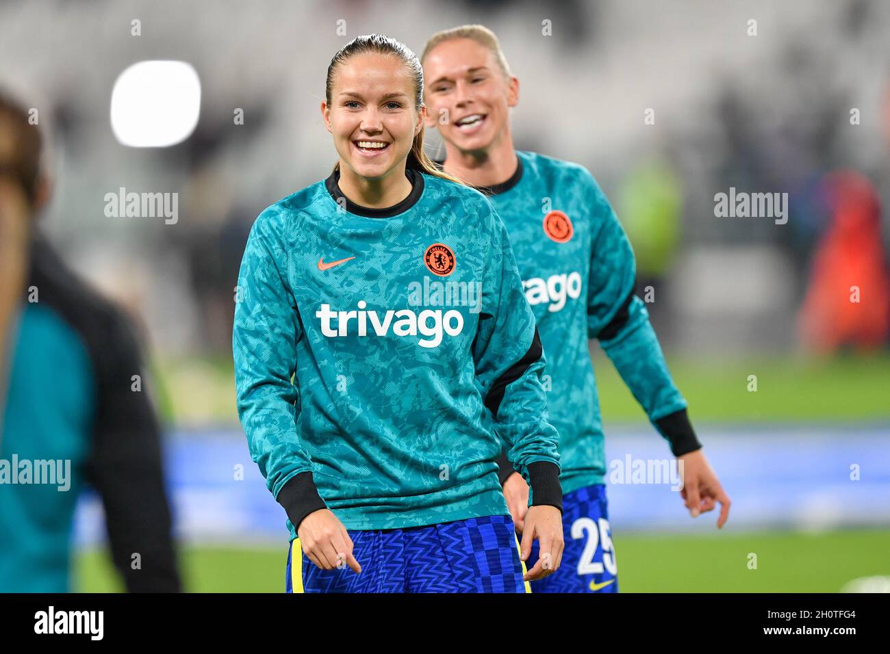 Guro reiten footballer hires stock photography and images Alamy