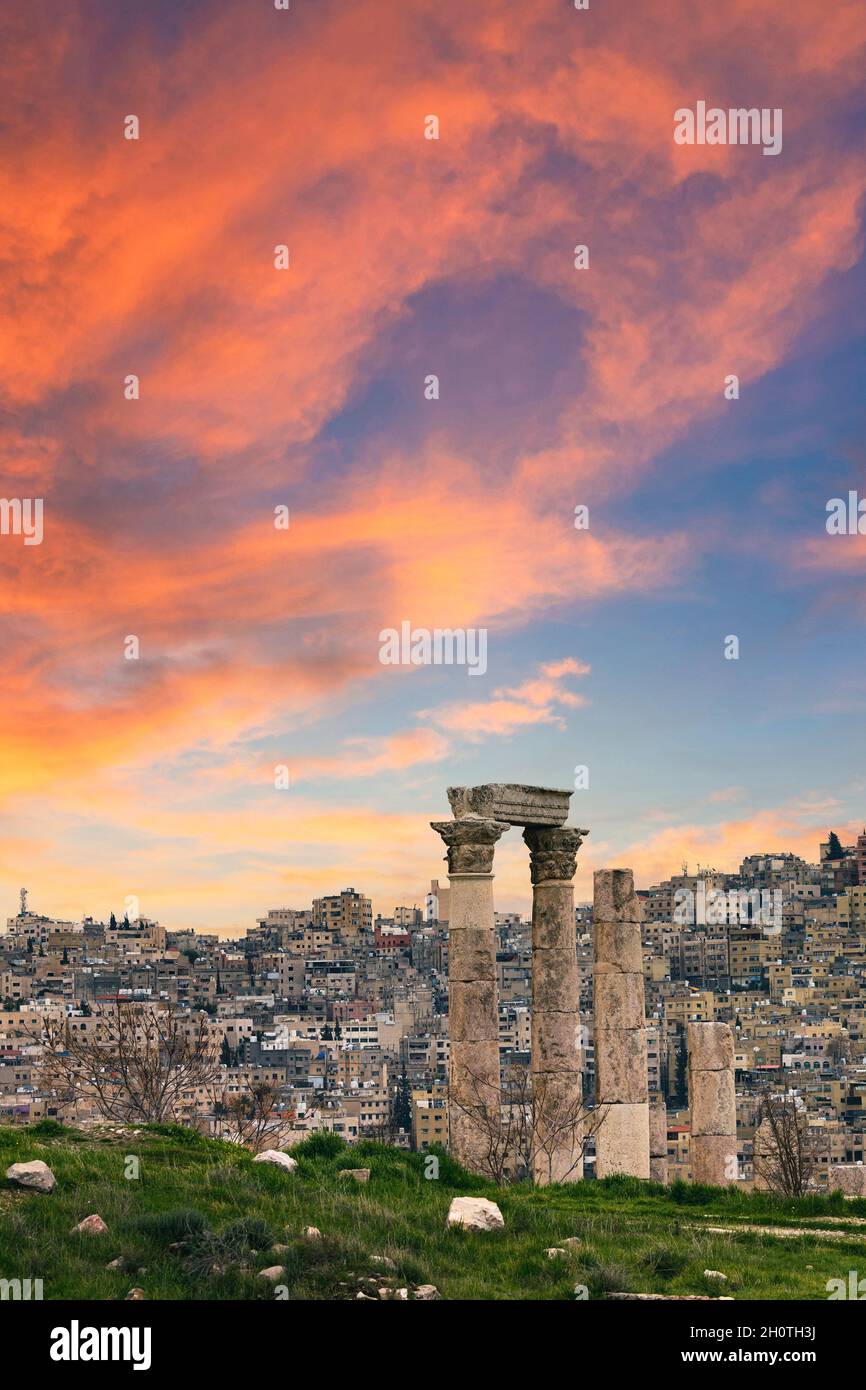 glimpse of the citadel of amman at sunset Stock Photo