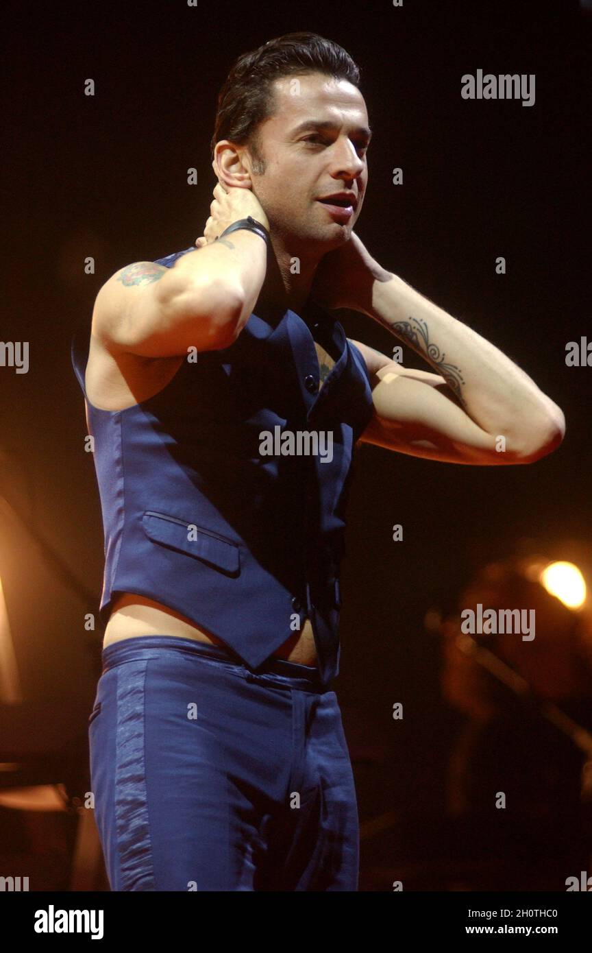 162 Depeche Mode 2001 Stock Photos, High-Res Pictures, and Images