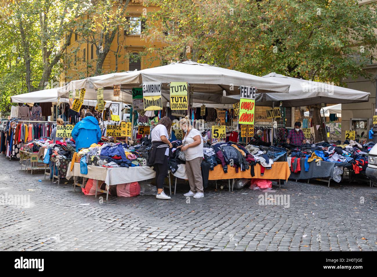 Italy rome street vendor hi-res stock photography and images - Alamy