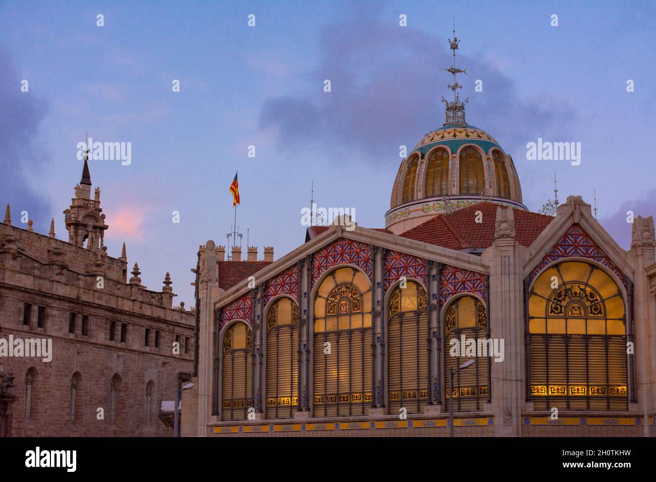 Pavilion roofing structure hires stock photography and images Alamy