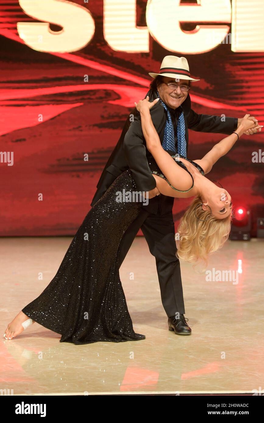 Rome, Italy. 14th Oct, 2021. Al Bano Carrisi and Oxana Lebedew attend the photocal of the new edition of the Ballando con le stelle 2021 program at the Rai Auditorium. Credit: SOPA Images Limited/Alamy Live News Stock Photo