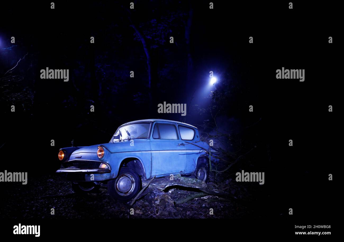 Flying car harry potter hires stock photography and images Alamy