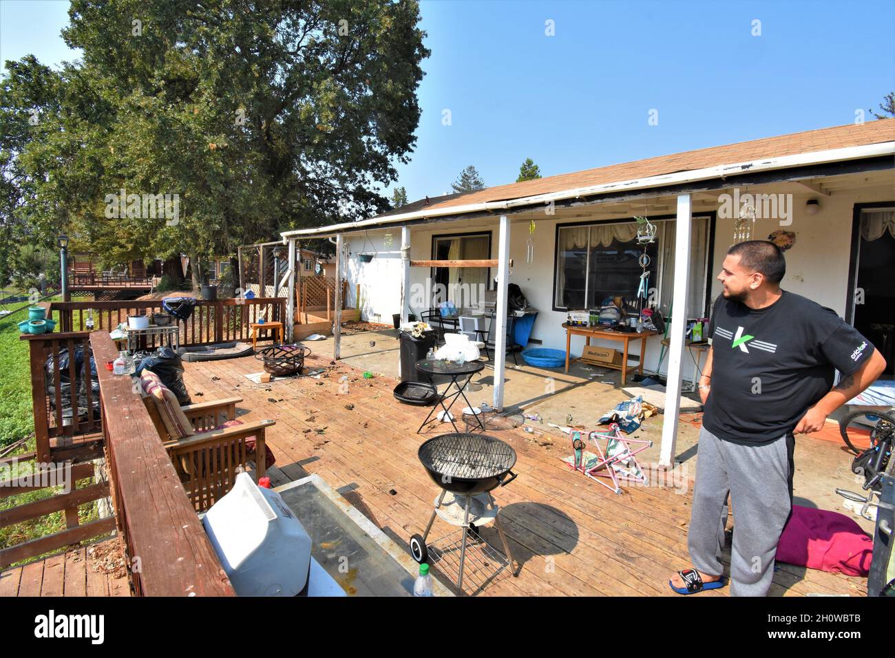 Rental property mess hi-res stock photography and images - Alamy