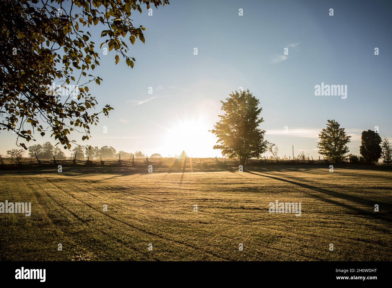 Blue sky morning sun view hi-res stock photography and images - Alamy