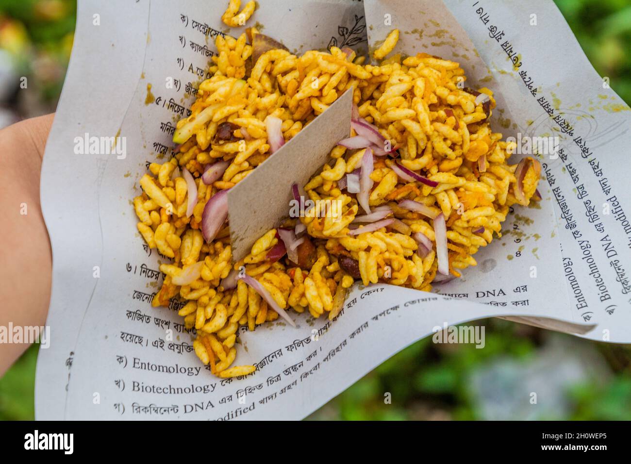 Jhalmuri consisting of puffed rice and chanachur, street snack in ...