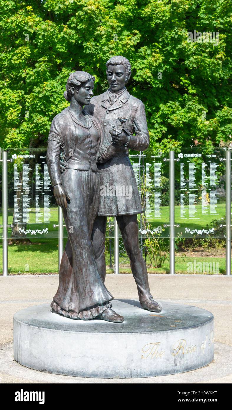 Rose of Tralee statue in Rose Garden, Tralee Town Park, Tralee (Tra Li