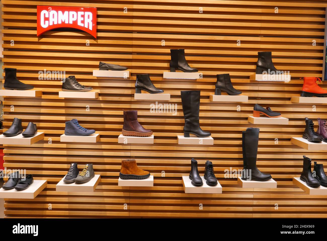 Camper shoes cheap factory outlet