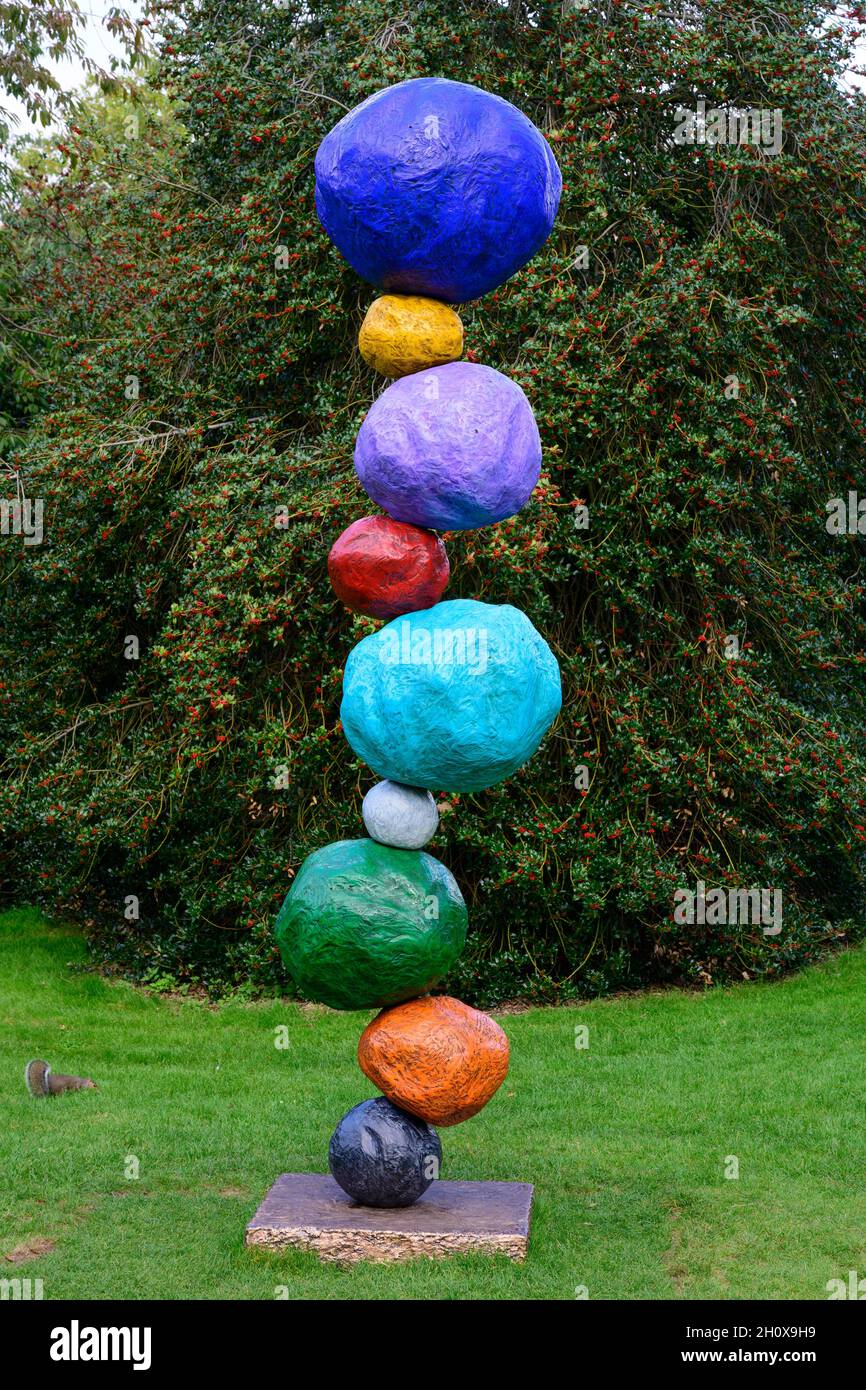Frieze London 2021 Sculpture trail in The Regents Park. Image Annie