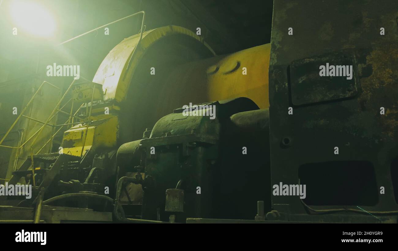 Turning Stainless Steel Coal Ball Mill. Rotation Energy Ball Mil Stock