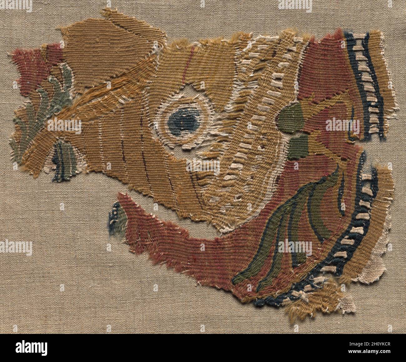 Fragmentary Roundel, Ornament from a Large Cloth, 800s - 900s. Egypt ...