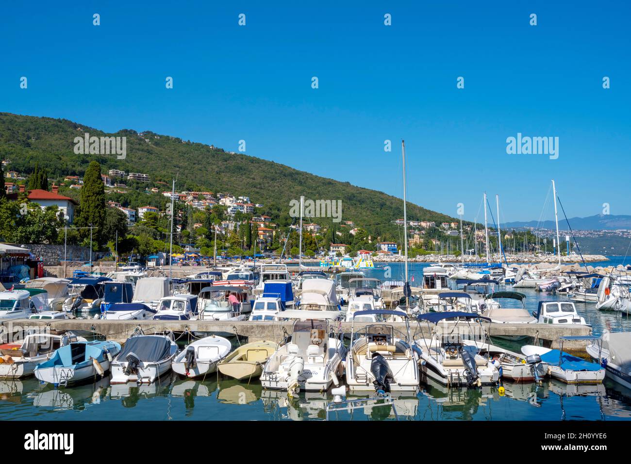 Kroatien Istrien Icici Bei Opatija Fischerhafen Stock Photo Alamy