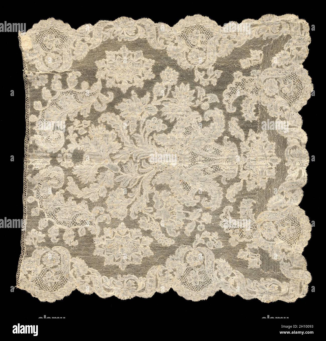 Lace jabot hi-res stock photography and images - Page 2 - Alamy